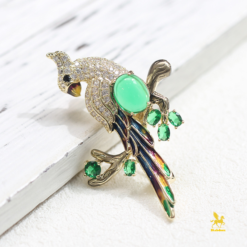 Elegant Parrot Rhinestone pin Brooches